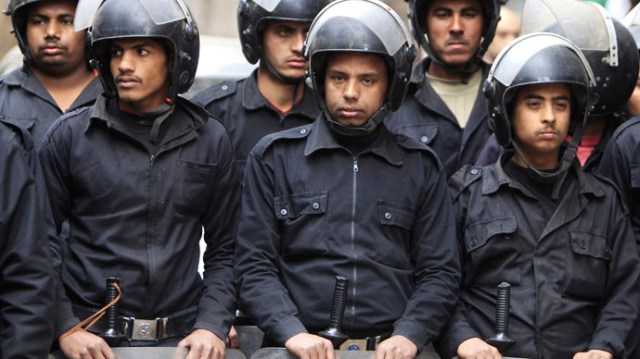 egypt-police-chief-strikes.si
